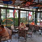 Friends Family Hotel