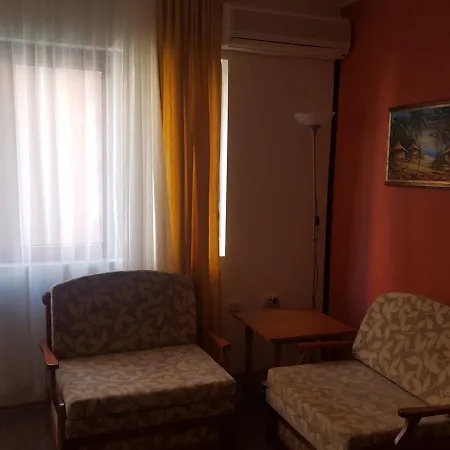 ホテル Friends Family 3*