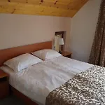 Hotell Friends Family Slăntjev Brjag