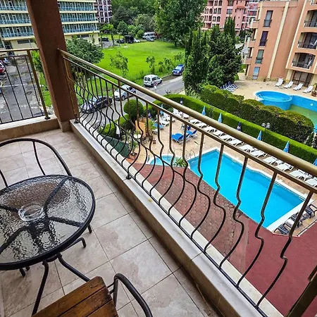 Friends Family Hotel 3*